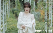 武藤彩未、誕生日を彩るビルボードライブ開催を記念して、アクリルライブフォトプレートを発売します！