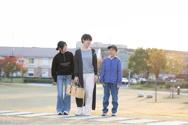 関西で子育てしやすい街を探す人へ。子育てや仕事、日々の過ごし方など、“リアル”が分かる『南大阪・和歌山　南海沿線のくらし読本』再配布決定！