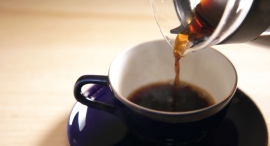 コーヒーを選ぶ指針は、評価や知識よりも”体験”。焙煎士の視点から、自分に最適なスペシャリティコーヒーの選び方を解説したコラムを4月24日に公開