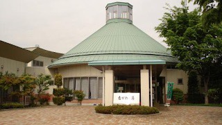 天然温泉「むかわの湯」がリニューアルオープン―北杜の自然と食を楽しむ癒やしの空間へ―