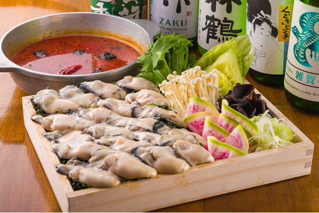 生で食べられる牡蠣を贅沢にしゃぶしゃぶ！選べるスープで何度でも食べたくなる極上の名物が新登場！【かき家こだはる 新橋店】