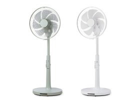 ソファを越えて、心地よさが届くハイポジションDCリビング扇風機