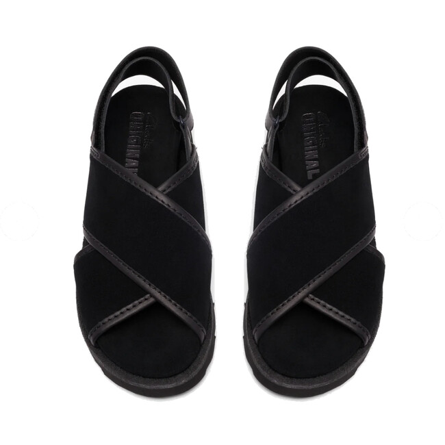 Clarks Originals 軽やかに履く、夏の“Meare(メア)”スタイル。