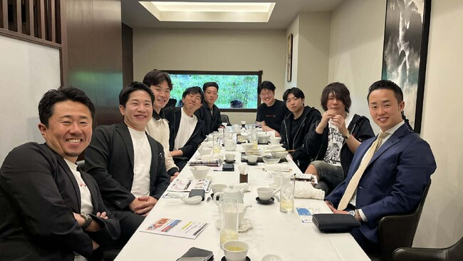 戦略的「名古屋証券取引所」上場の裏側とは？高成長企業ウリドキ木暮社長ランチ会レポート