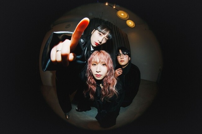 ミクスチャーエレクトロユニット・Almi、全クリエイティブを自身で手がけた意欲作『Sherry blue』をリリース！Music Videoも公開！
