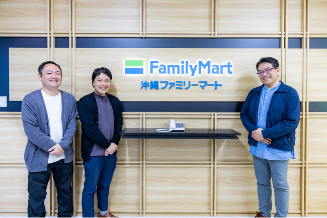 沖縄ファミリーマート、月間約700社の請求書をデータ化し、処理時間を70%削減