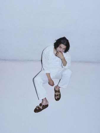Dr. Martensが新作プレミアムサンダルコレクションを発売。