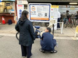 自転車安全点検キャンペーンの様子(1) 自転車安全点検キャンペーンの様子(1)