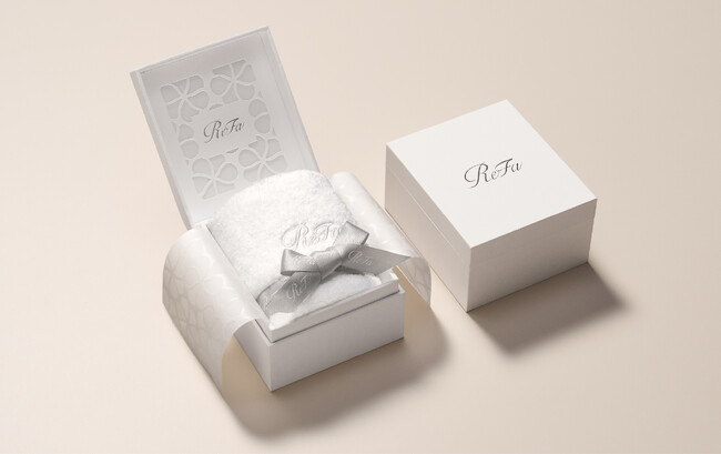 触れるたび、髪と肌を美しく導く「ReFa LINEN」より 特別なギフトBOX入りハンドタオルが 2026年6月1日（月）に新発売。