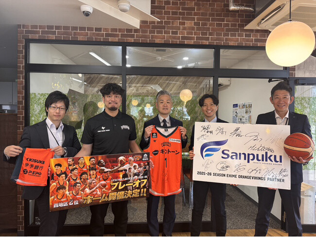 愛媛オレンジバイキングスが三福グループへシーズン終了の表敬訪問