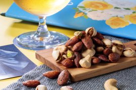 nutslink 父の日限定ギフトイメージ nutslink 父の日限定ギフトイメージ