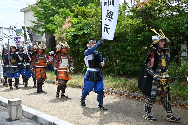 舞鶴公園で5月24日に田辺城まつり。よろい武者行列や鉄砲隊が集結