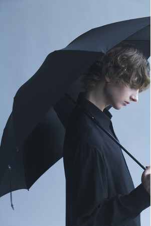 discord Yohji Yamamoto、傘のコレクションを6月5日(金)より展開開始