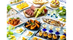 時間無制限で楽しむ「夏のランチビュッフェ～地中海フェア～」8/31(月)まで開催ローストビーフやパエリアなど地中海グルメが集結