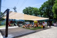 気候変動から、人・資産・未来を守る屋外インフラ　大型開閉式シェード「テラスフィア」の販売を開始