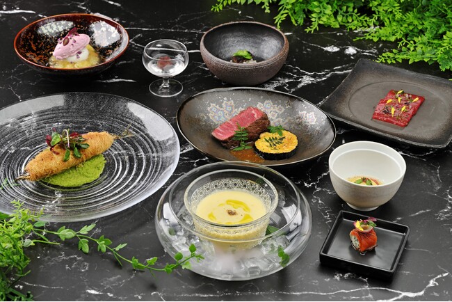 【ザ・プリンス 京都宝ヶ池】「メインダイニング いと桜」で暑気和らぐ美食の時間を　シェフ野口が挑む和とフレンチのハイブリッドディナーコース 「サンク サヴール」夏～初秋メニューを販売