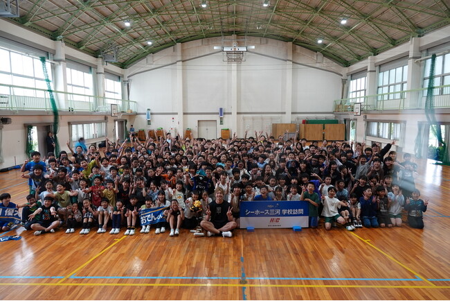 「試合より緊張する」シーホース三河・西田優大選手が初の学校訪問！自身の経験から「自分ならできる！」と夢への挑戦をエール
