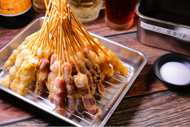 嘘やろ、1本50円!?驚愕の圧倒的コストパフォーマンス!屋台居酒屋「大阪満マル」から新名物『海もん串』が7月より新登場!