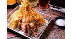 嘘やろ、1本50円！？驚愕の圧倒的コストパフォーマンス！屋台居酒屋「大阪満マル」から新名物『海もん串』が7月より新登場！～ タコ・貝柱・アサリの旨みが凝縮！