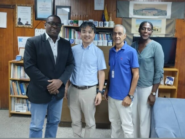 【福岡大学】柿山哲治教授がアジア初の「ジョー・アルベナ・ラテンアメリカスポーツ史賞」を受賞