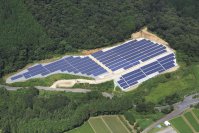 エクソル、福知山市で自社太陽光発電所の電力を公共施設で活用開始　～特定卸供給により地域内での再エネ地産地消を推進～