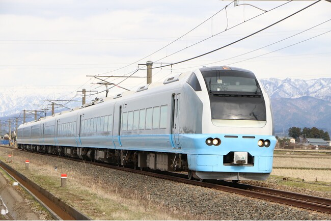 夜行列車で“特別な一夜”を-- 大曲・長岡・村上へ向かう団体臨時列車を利用した旅行商品《好評発売中！》