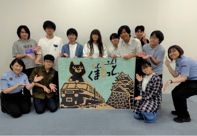約450枚の使用済みきっぷでモザイクアートが完成！博多駅×おおぞら高校×おおぞらカレッジ