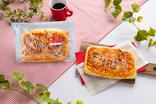 暑い夏に食欲をそそるピリッと辛い惣菜パンが新登場！「スパイシーピザパン」が7月7日（火）より順次発売