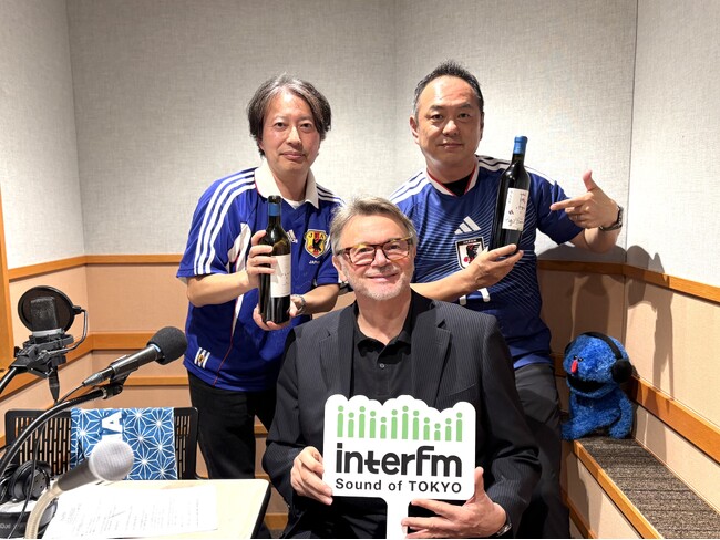 interfm『J LIVE RADIO』がコンセプトを新たにシーズン3へ突入！スペシャルゲストに元サッカー日本代表監督 フィリップ・トルシエ氏が登場！！