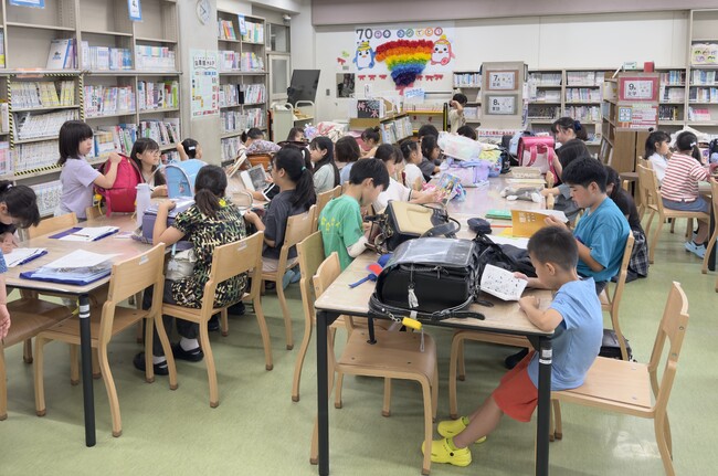 小学生の「朝の居場所づくり」モデル事業を市内の3校で開始しました。
