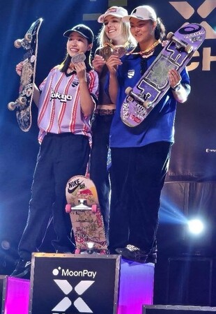 STANCEアンバサダー 吉沢恋が銀メダル、芝田モトが銅メダルを獲得