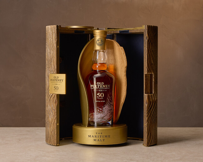 オールドプルトニー（Old Pulteney）、蒸溜所史上最高齢となる2つのリリースで創立200周年を祝う