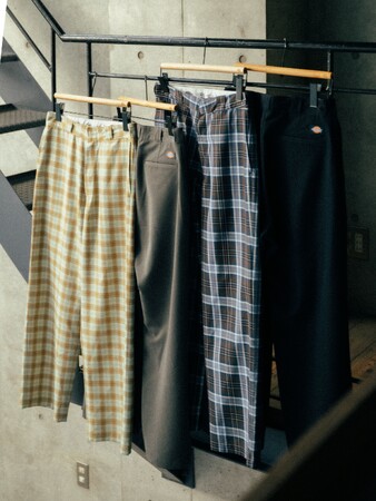 【RHC ロンハーマン】が【Dickies(R)】の定番モデル「874」をベースに別注。女性らしく軽やかにアップデートしたパンツが7月11日（土）より登場