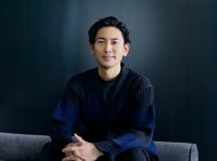 バリュエンス、マルタン・マルジェラ氏本人が保管してきた「Graffiti Tabi」を落札！
