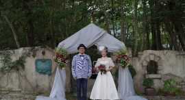 【滋賀・比良山麓】「森の邸宅で過ごす」家族になる時間を味わう結婚式。創業者の住まいを受け継いだ新客室「レジデンス」にて新サービス開始 【滋賀・比良山麓】「森の邸宅で過ごす」家族になる時間を味わう結婚式。創業者の住まいを受け継いだ新客室「レジデンス」にて新サービス開始