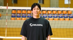 バレーボールウェアブランド「MILEGRA」、元バレーボール男子日本代表の越川優氏とサプライヤー契約を締結