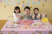 焼いて完成！世界にひとつだけの作品づくり乾きにくい「シリコンねんど」にクラフトキットシリーズが新登場