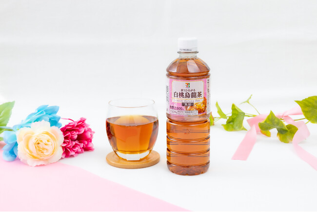 昨年早期完売した「サントリー 白桃烏龍茶」がこの夏「セブンプレミアム 白桃烏龍茶」として登場！7月21日（火）より順次発売