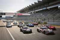 ボッシュ、横浜本社にて「SUPER GT」のパブリックビューイングを開催