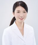 ハーバー研究所 化粧品開発部 サブマネージャー 興梠 博子 ハーバー研究所 化粧品開発部 サブマネージャー 興梠 博子
