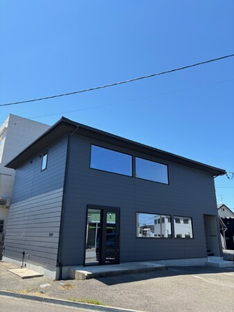 株式会社カルナ、石川県に初進出。「CARNA BASE NONOICHI」を開設し、北陸での事業展開を強化