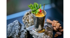 地産地消にこだわったカクテル4種類をBar & Lounge Melodyにて提供