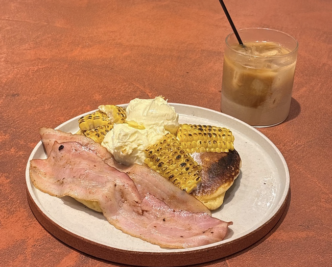 甘いだけじゃない、夏のパンケーキ。WK2から季節限定「とうもろこしのパンケーキ」が登場