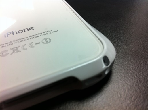 アルミケースの最高峰！匠の技が光るiPhone4、4S両対応の「CLEAVE ALUMINIUM BUMPER」